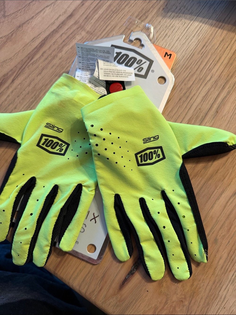 Sling Men's High-Visibility Yellow Cycling Gloves